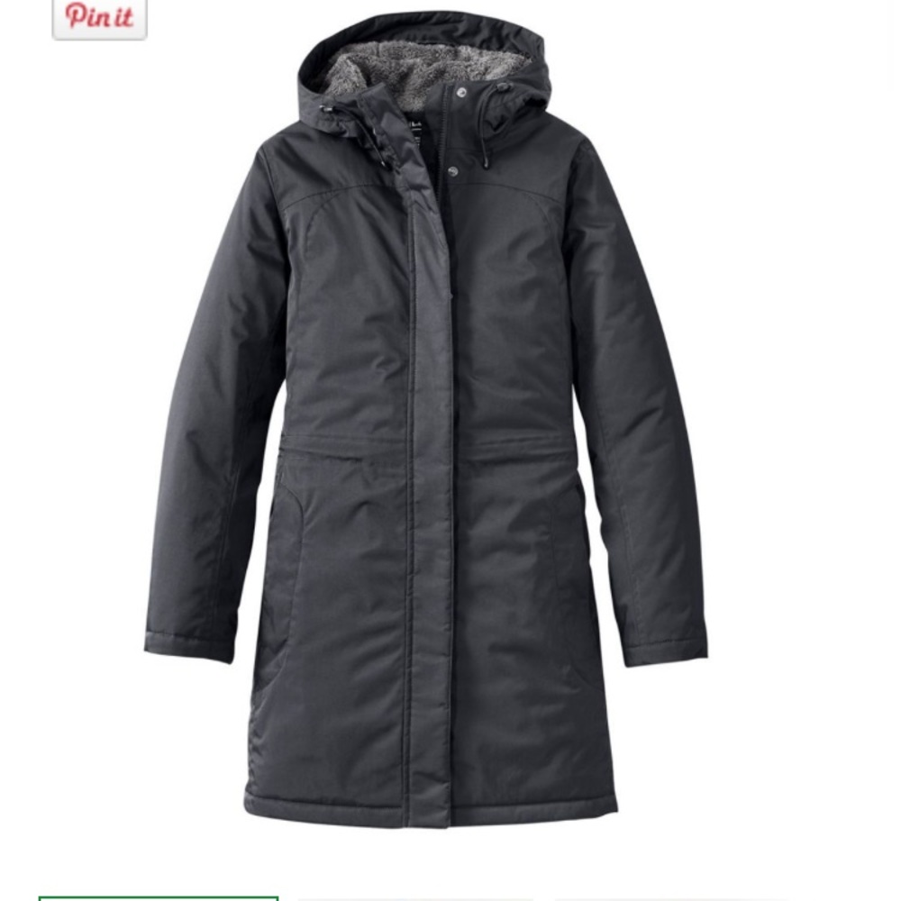 LL Bean womens Winter Warmer Coat in black